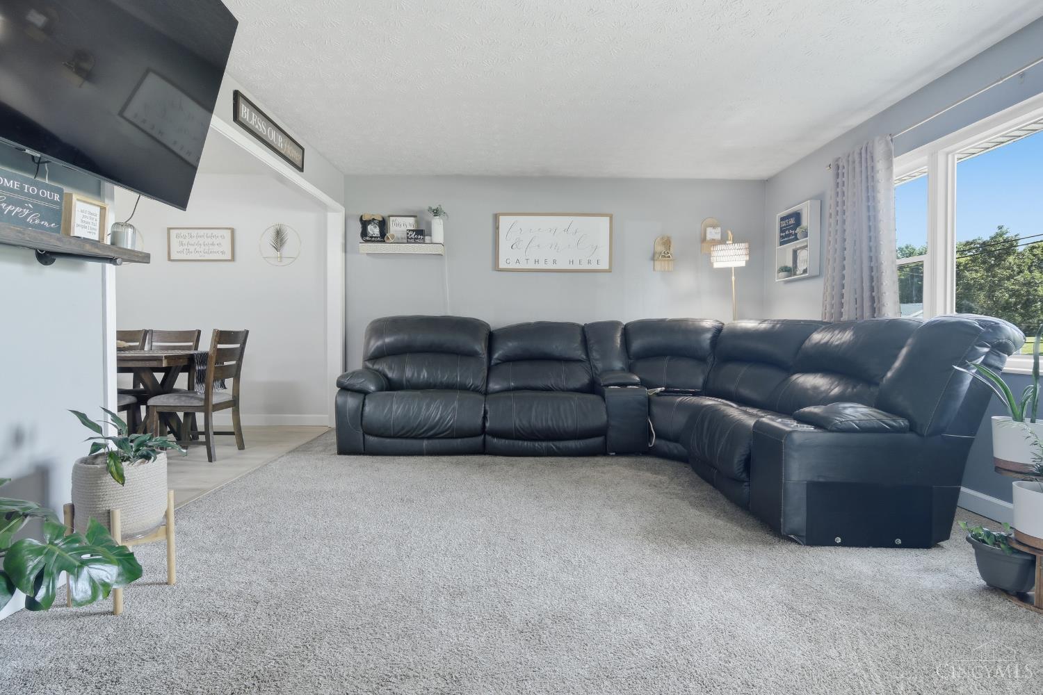 5771 Lake Circle Drive Property Photo 7