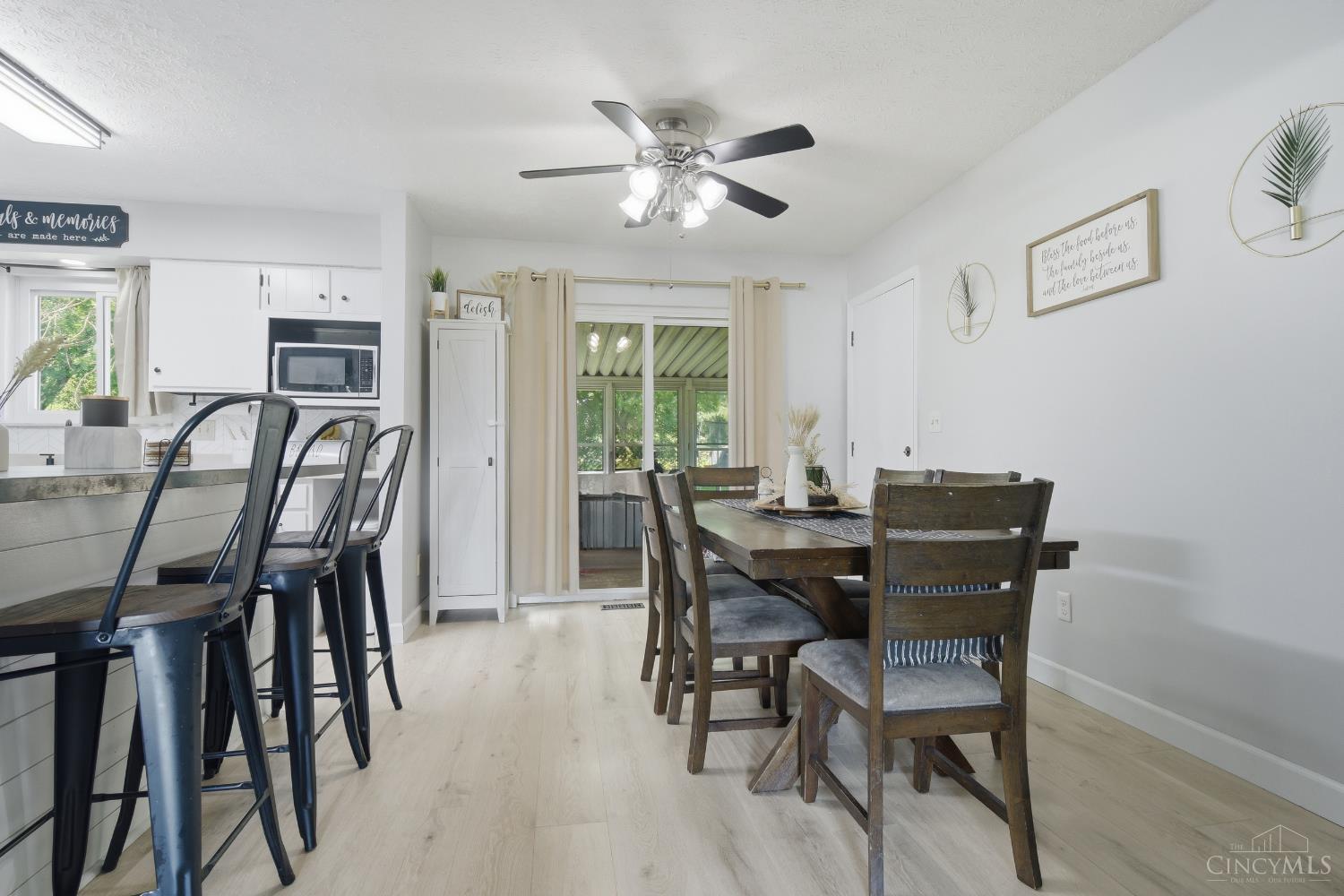 5771 Lake Circle Drive Property Photo 14