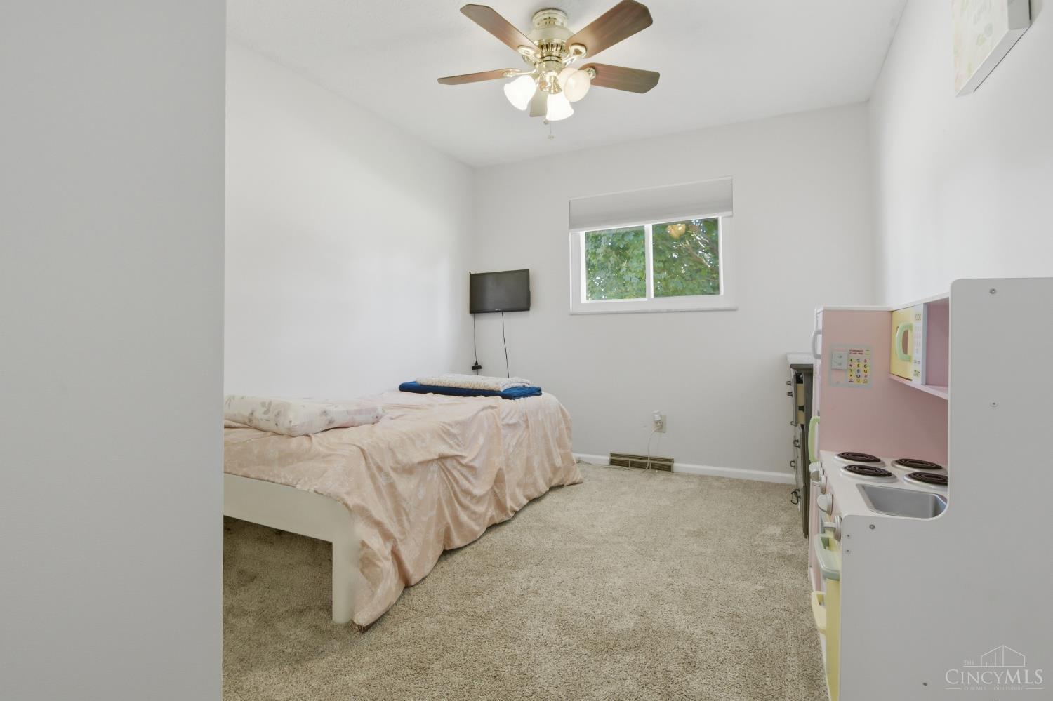 5771 Lake Circle Drive Property Photo 17