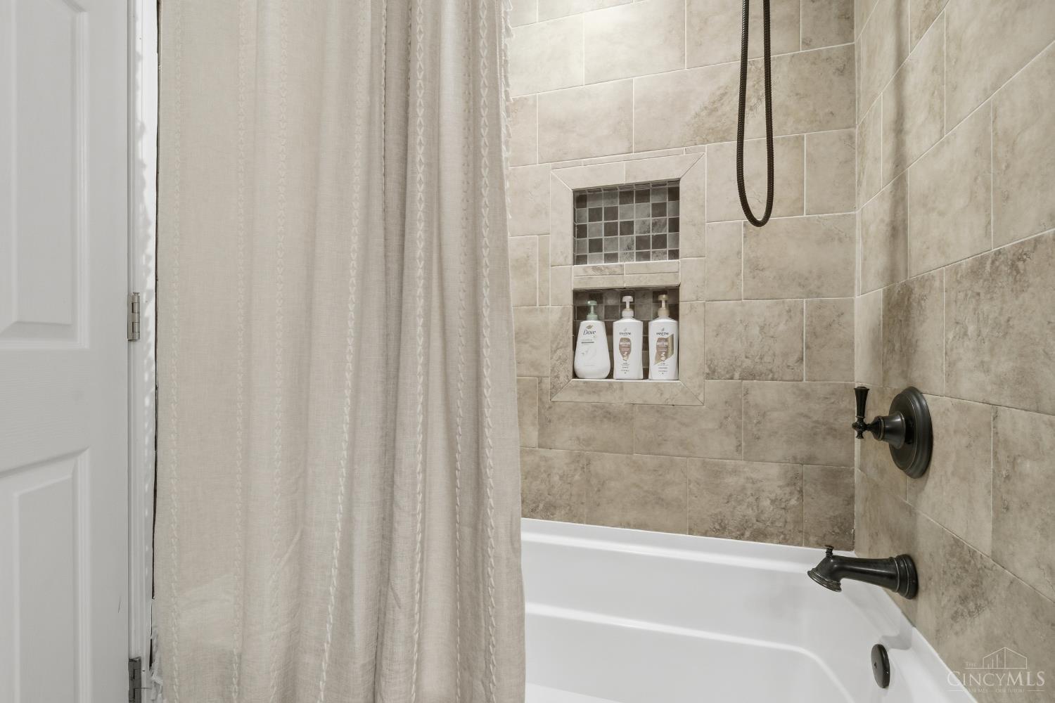 5771 Lake Circle Drive Property Photo 22
