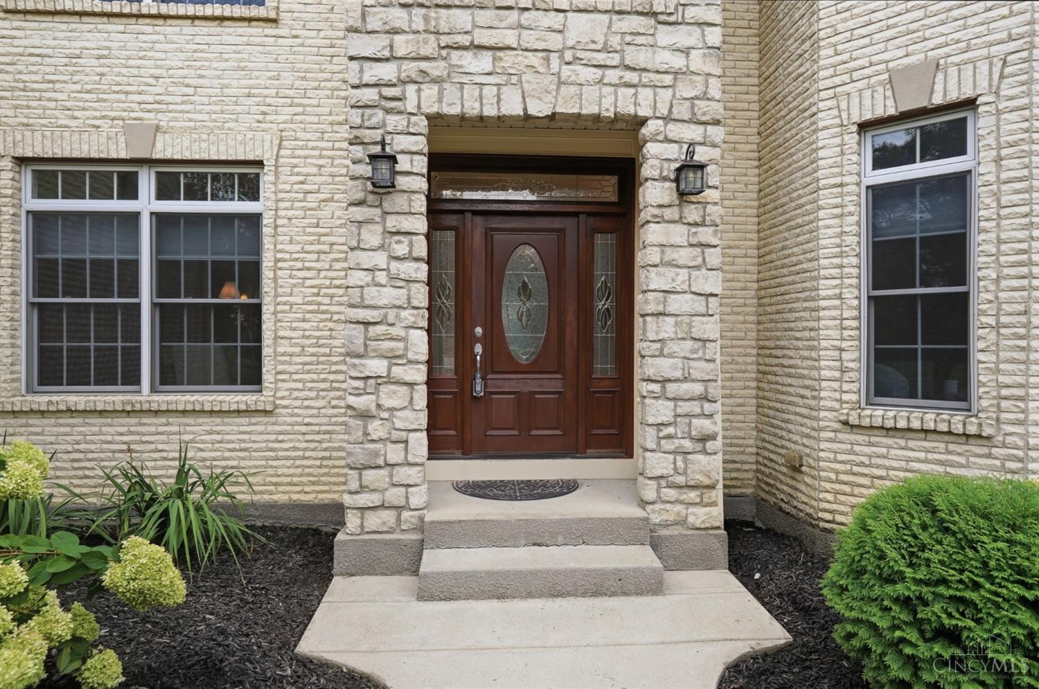 6375 Tarton Fields Lane Property Photo 4