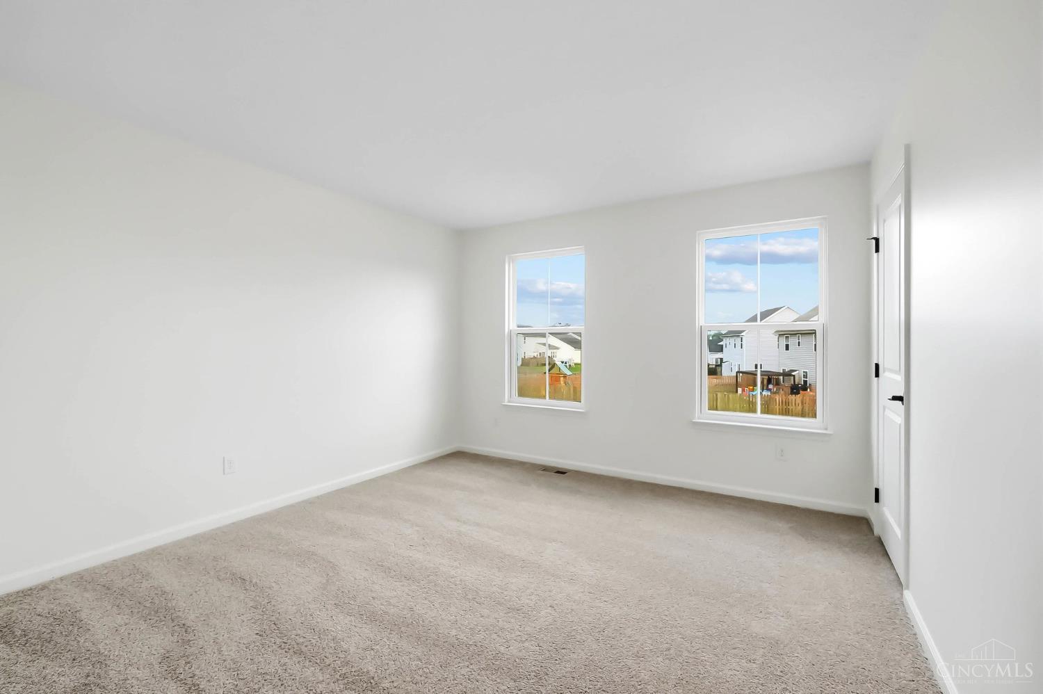 32 Waterford Boulevard Property Photo 31