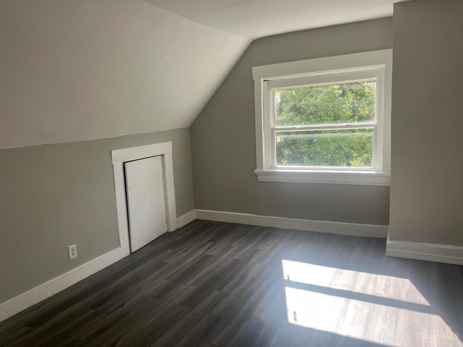 737 Wells Street Property Photo 11
