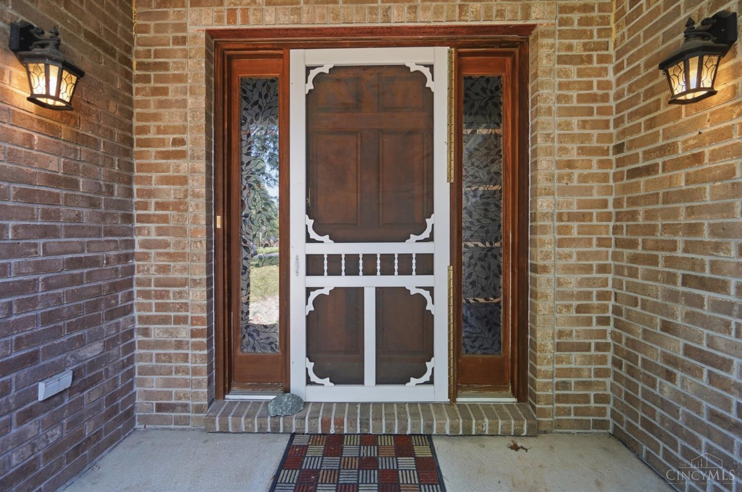 7795 Mitchell Park Drive Property Photo 4