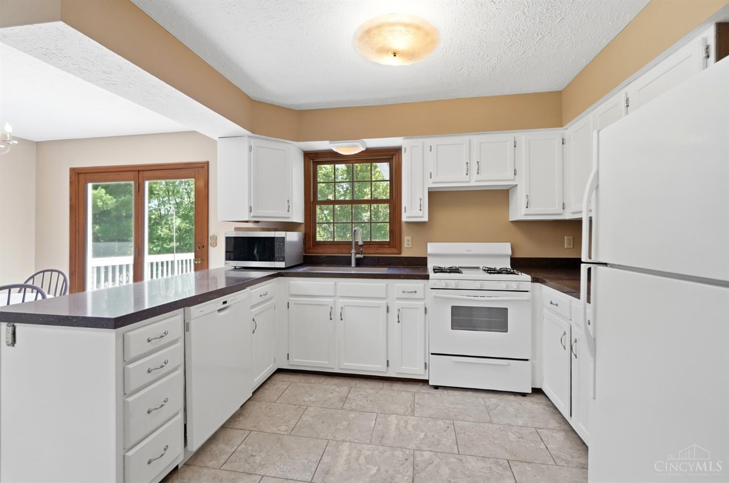 7795 Mitchell Park Drive Property Photo 17