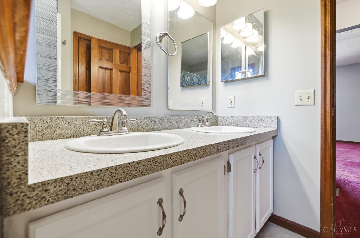 7795 Mitchell Park Drive Property Photo 31