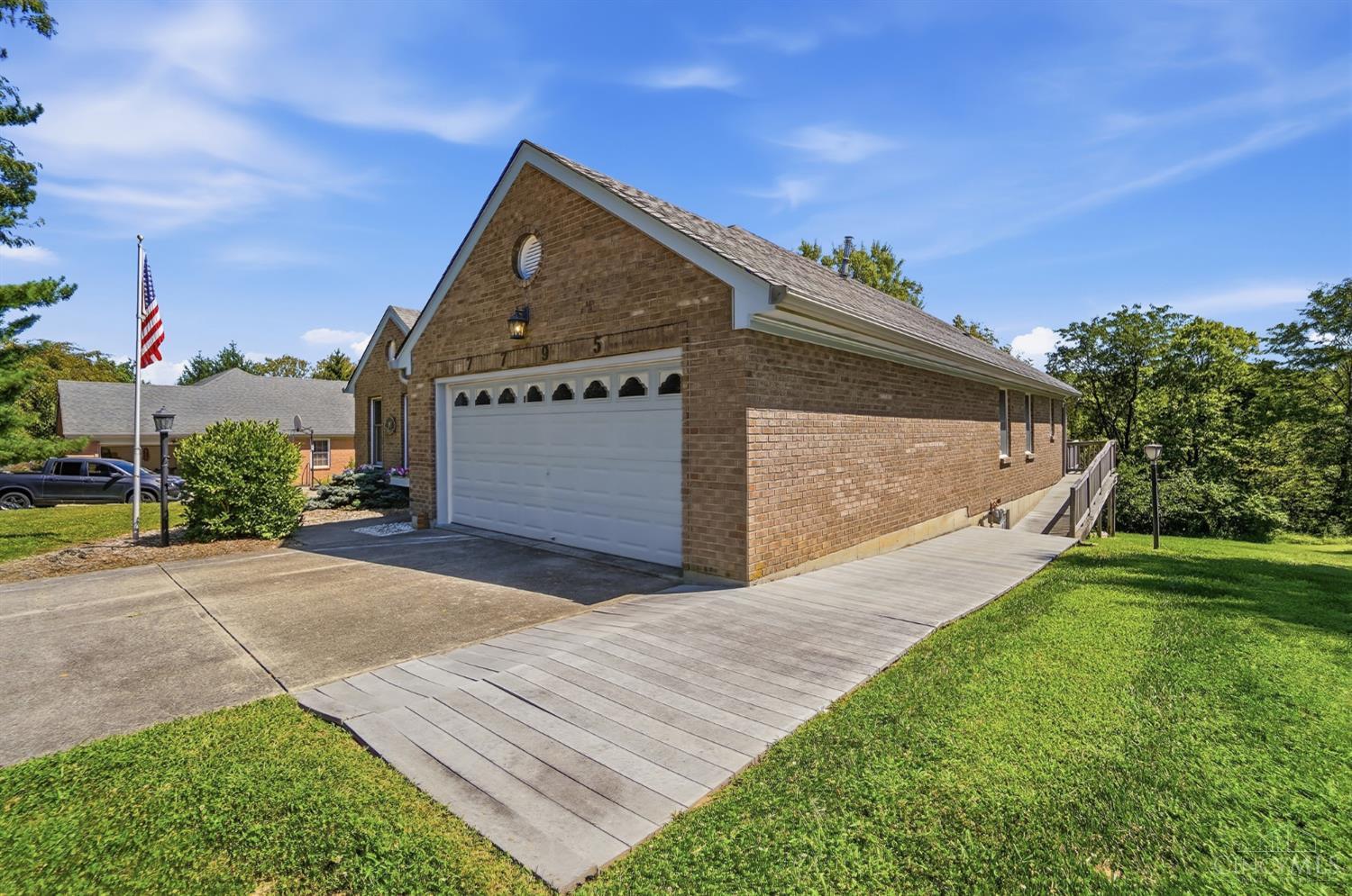7795 Mitchell Park Drive Property Photo 40