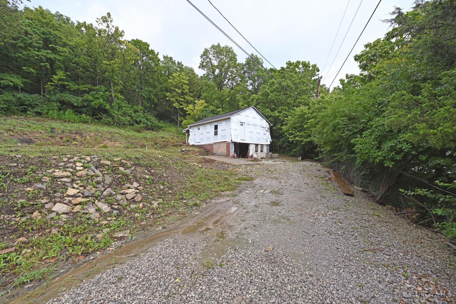 6984 Old Kellogg Road Property Photo 2
