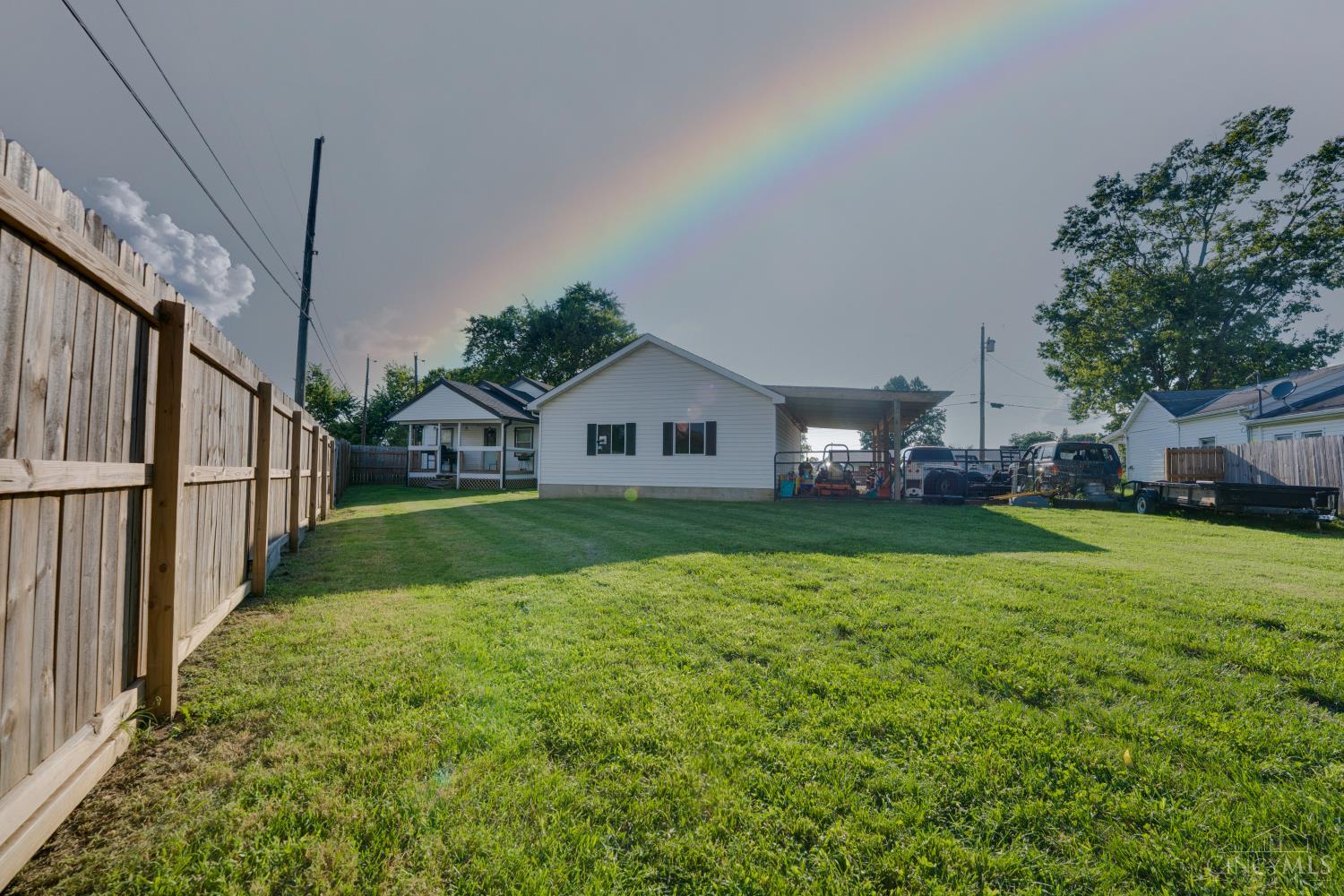 2454 Maple Street Property Photo 1