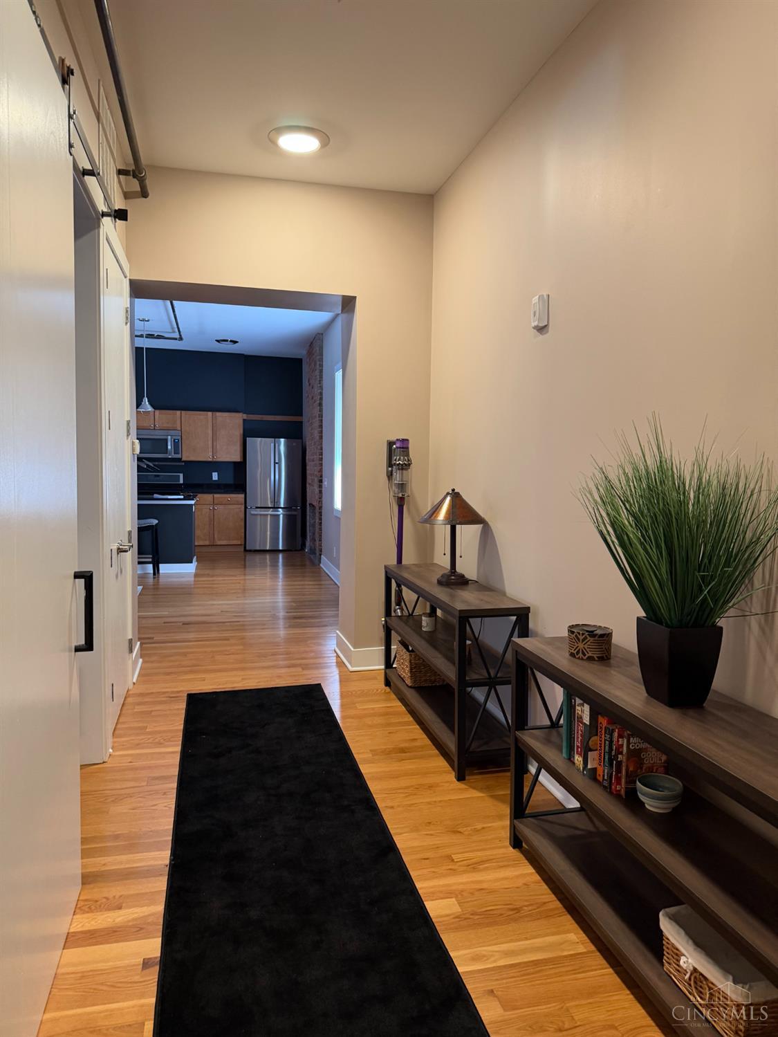 1432 Race Street Property Photo 4