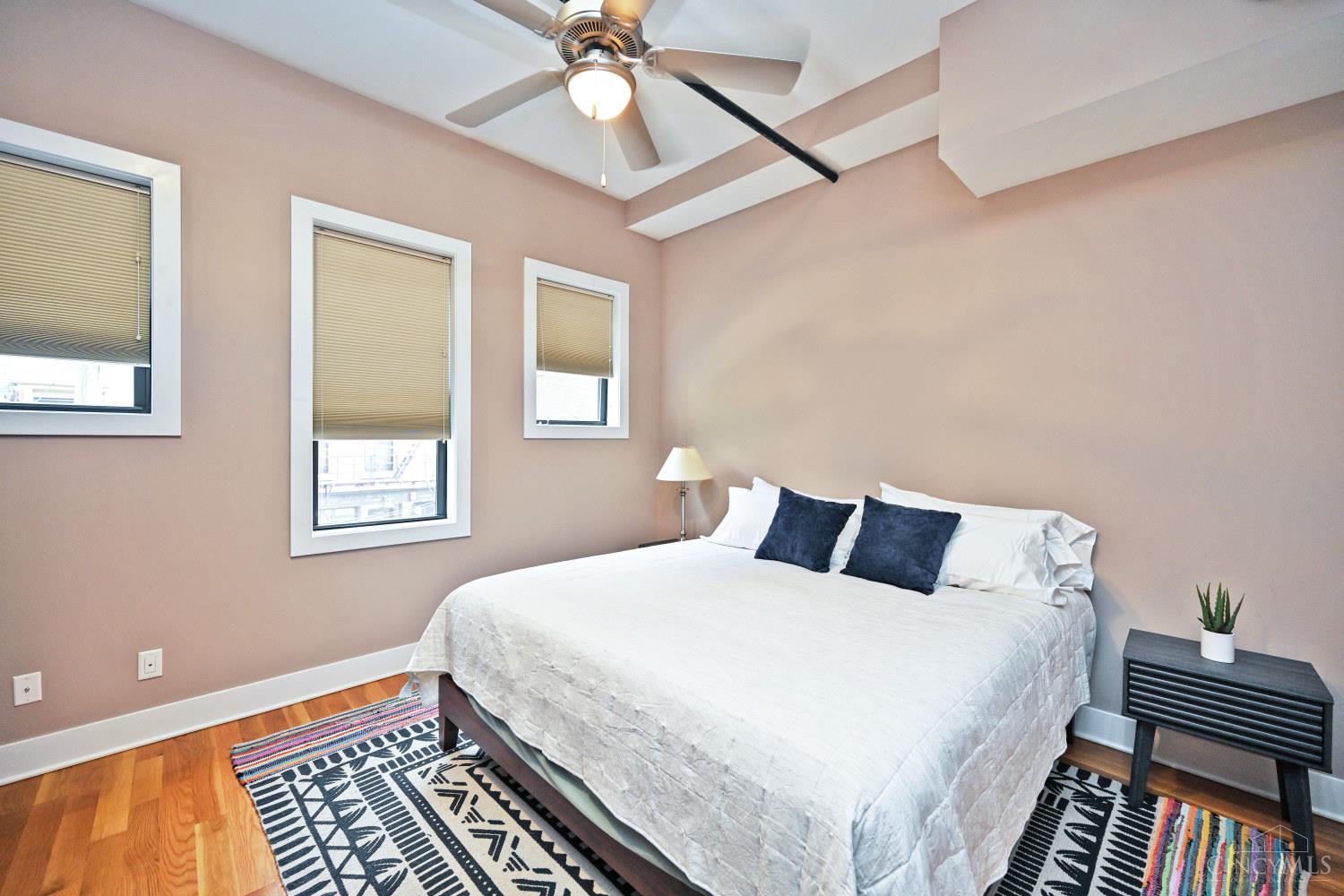 1432 Race Street Property Photo 12
