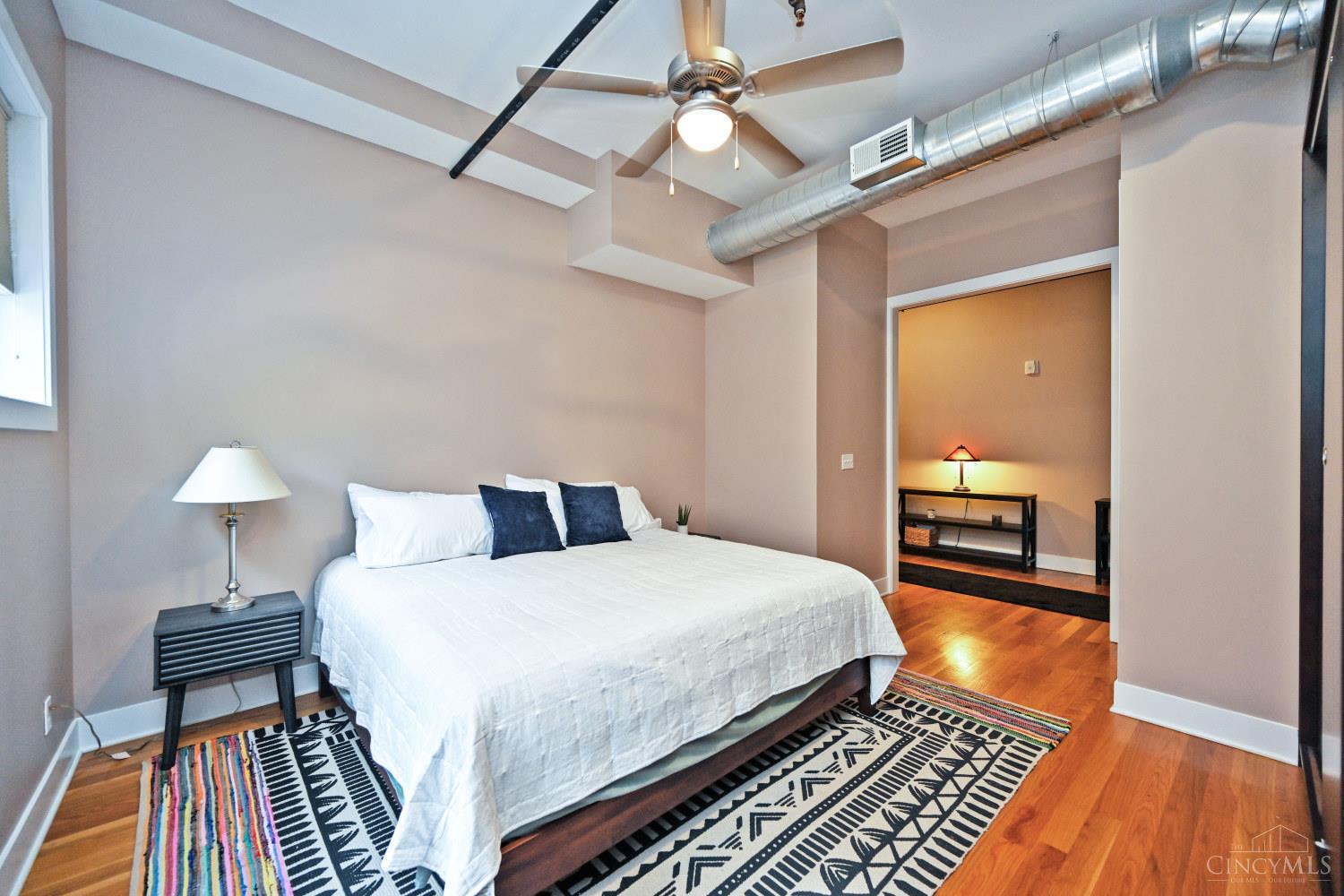 1432 Race Street Property Photo 13