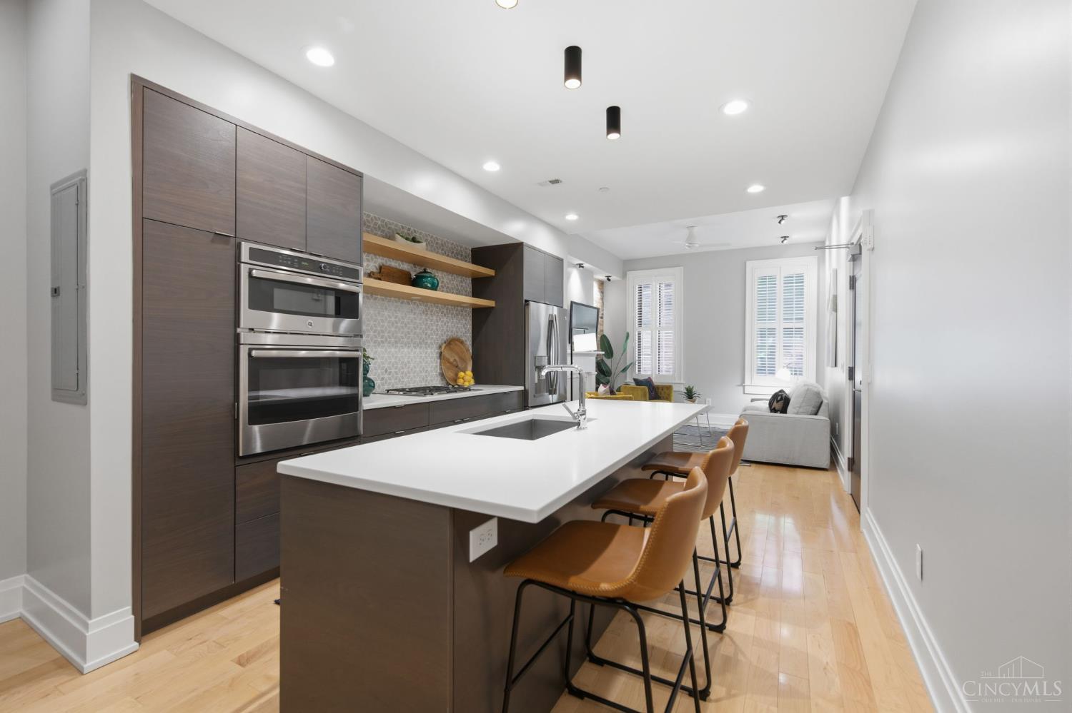 W 131 Fifteenth Street Property Photo 8