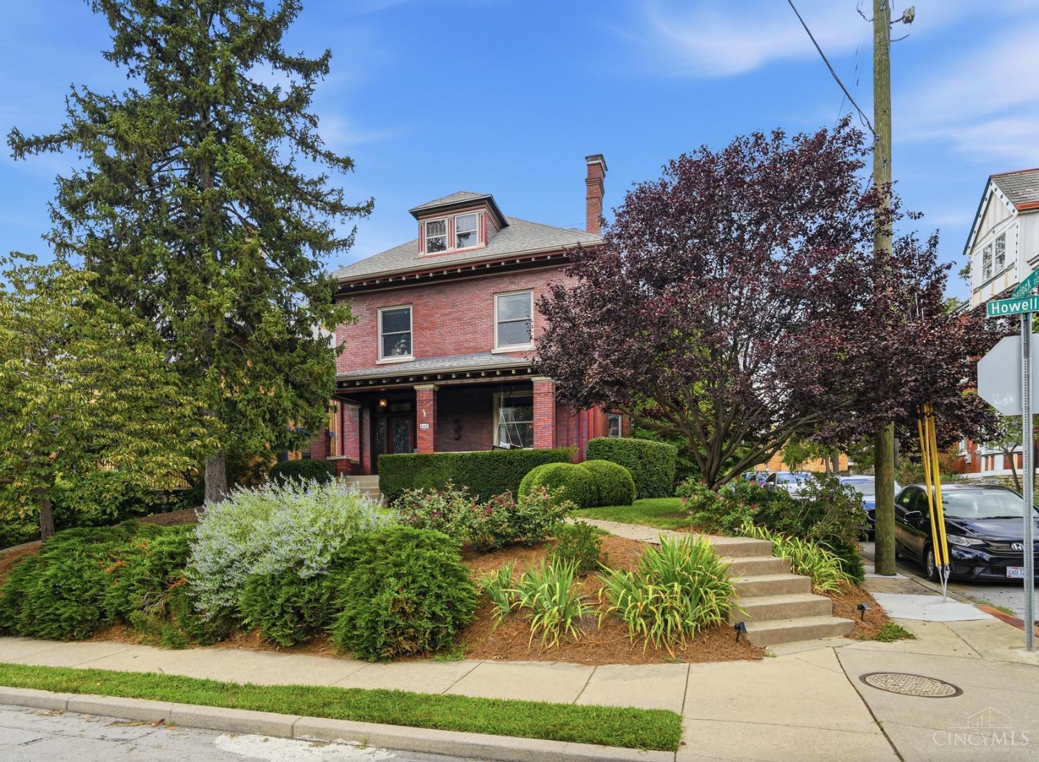 548 Howell Avenue Property Photo 1