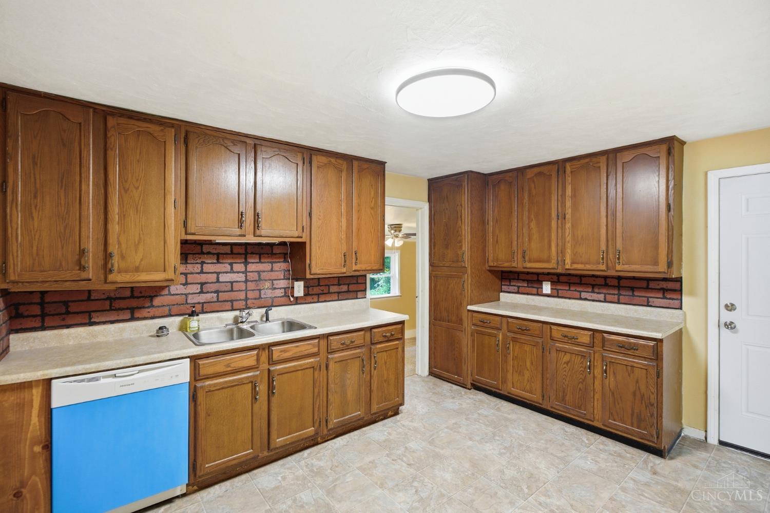 4239 Brookside Property Photo 7
