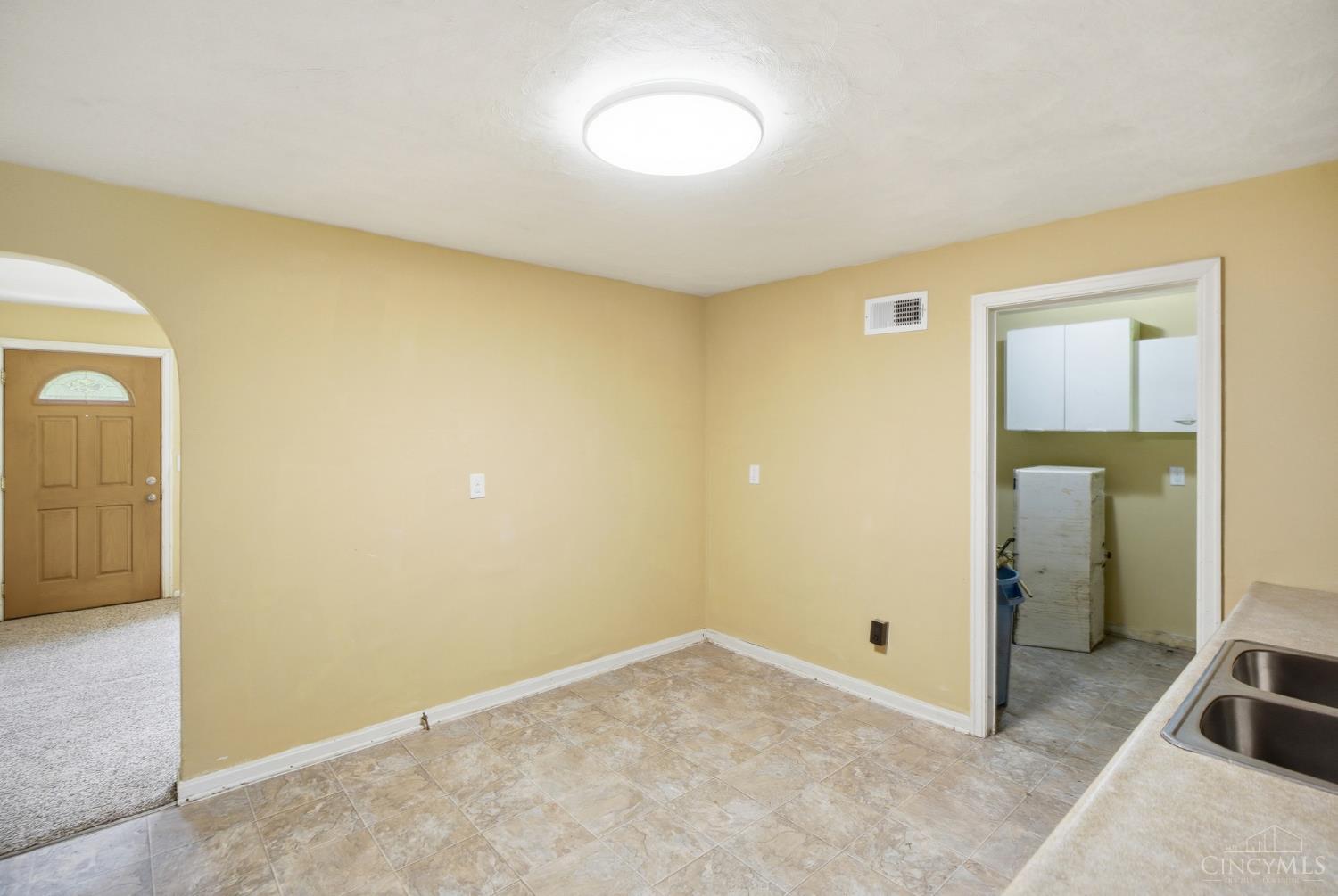 4239 Brookside Property Photo 8