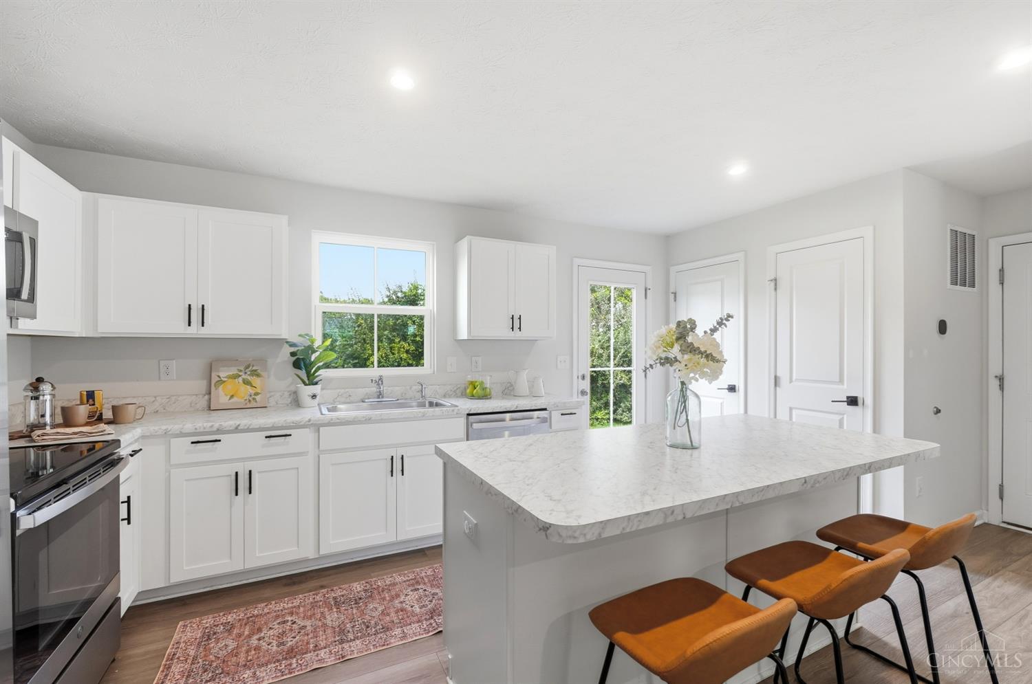 6201 Molly Joy Court Property Photo 12