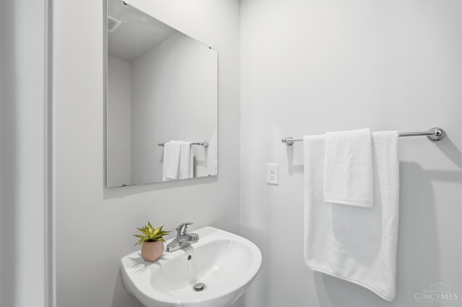6201 Molly Joy Court Property Photo 17