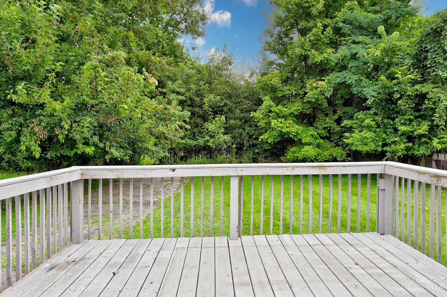7228 Plainfield Road Property Photo 12