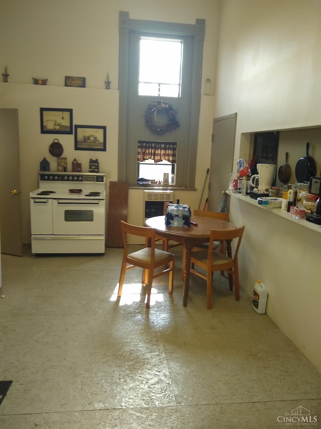 104 Main Street Property Photo 3
