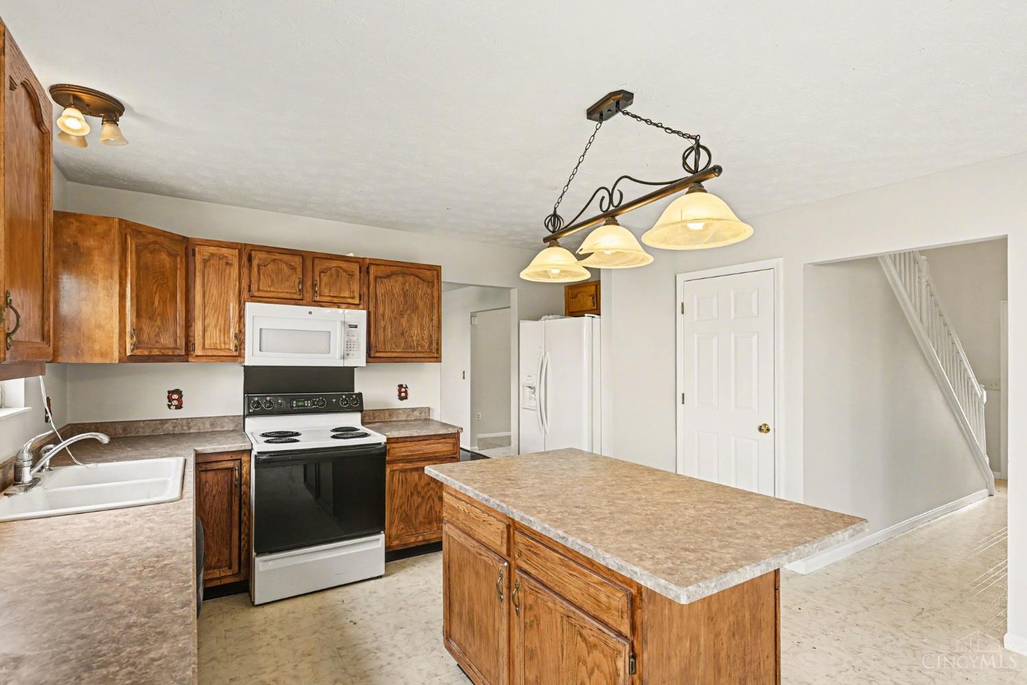 1000 Lofton Drive Property Photo 16