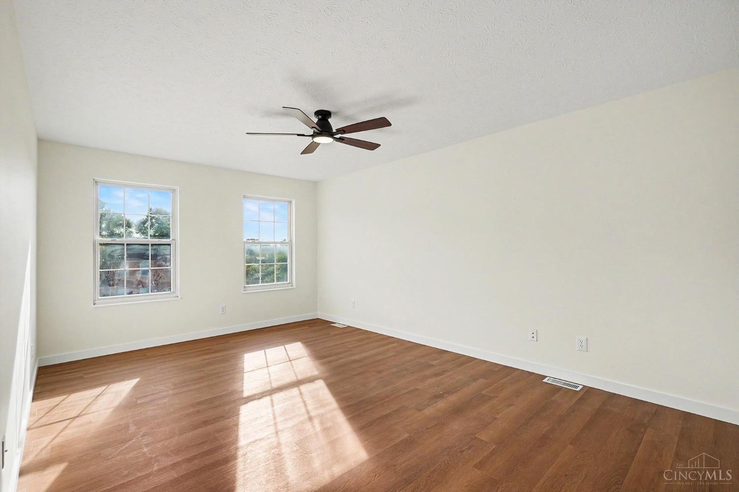 709 Ginger Ridge Drive Property Photo 15