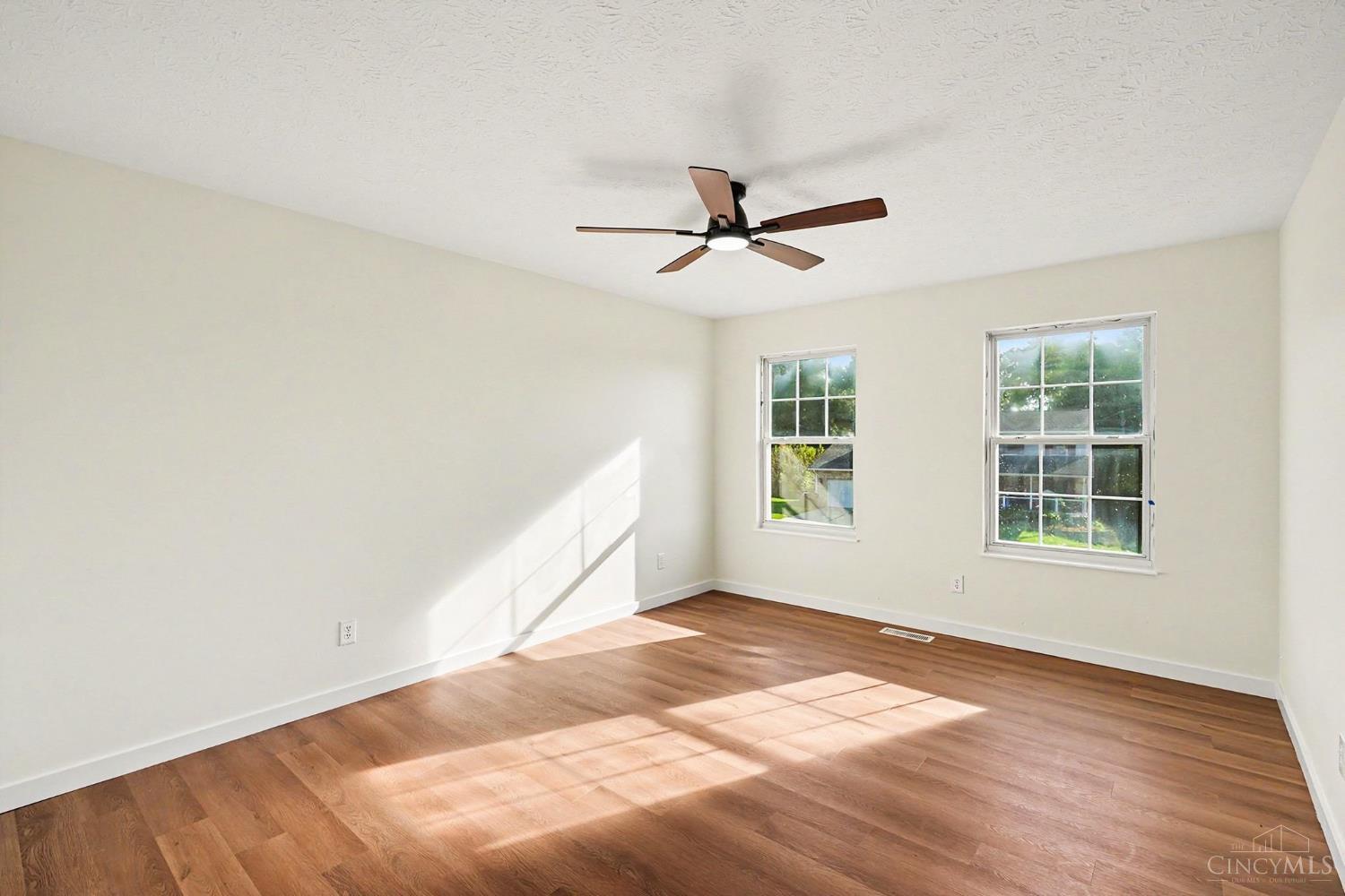 709 Ginger Ridge Drive Property Photo 18
