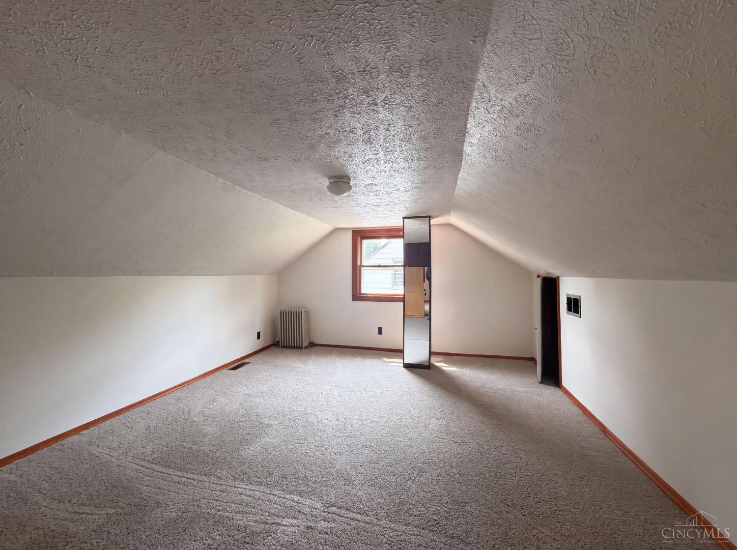 6971 Warder Drive Property Photo 5