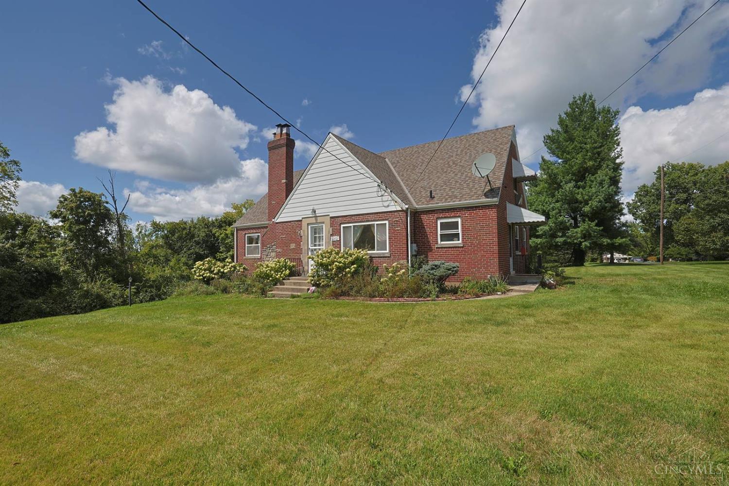 2312 Compton Road Property Photo 1