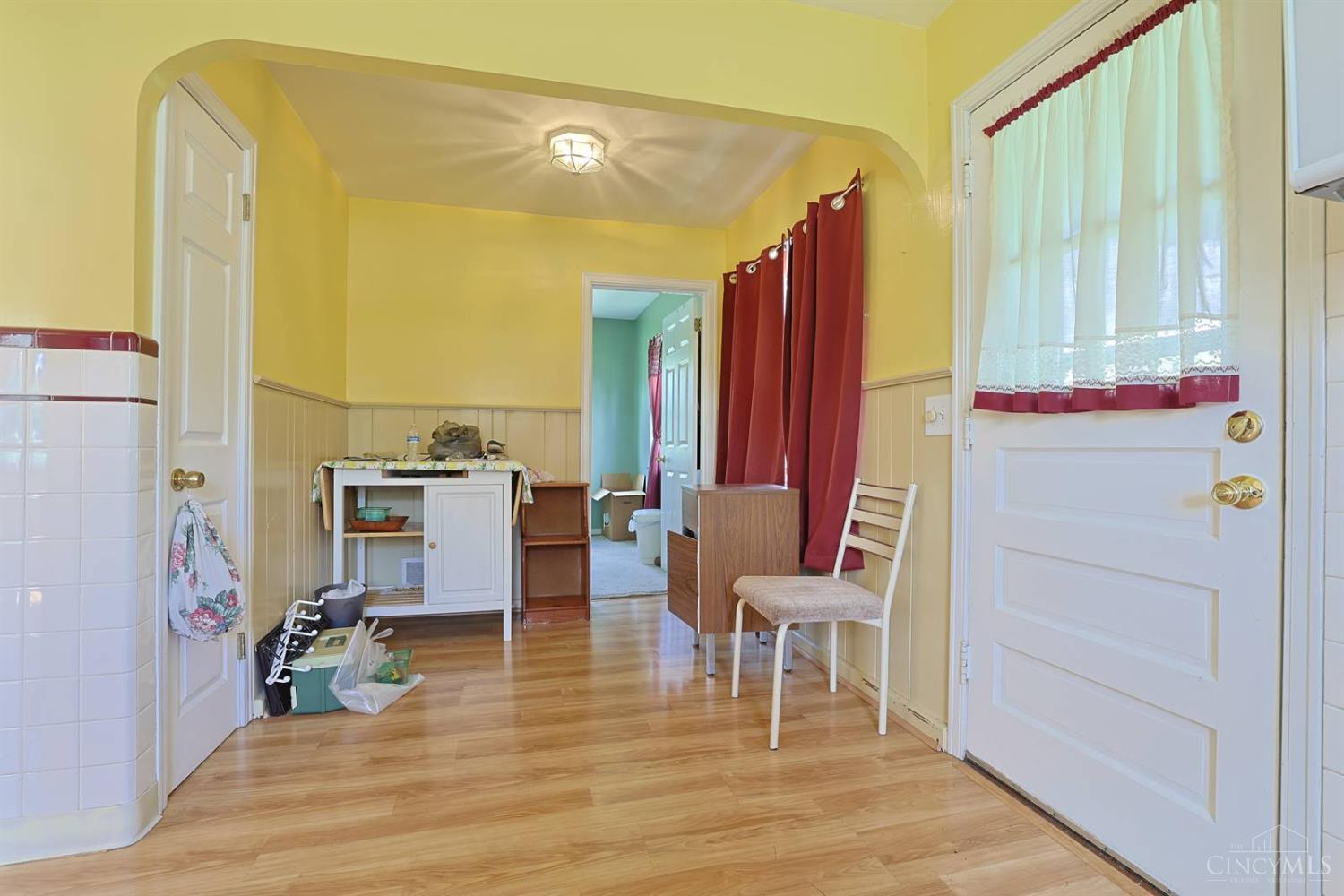 2312 Compton Road Property Photo 13