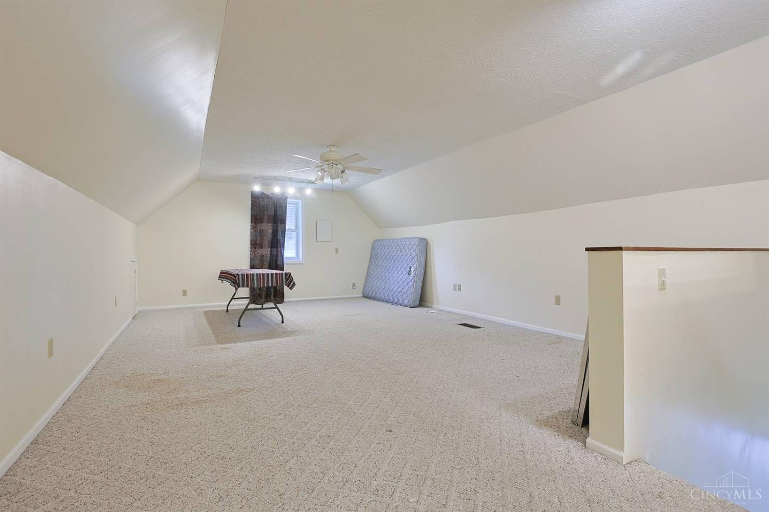 2312 Compton Road Property Photo 17