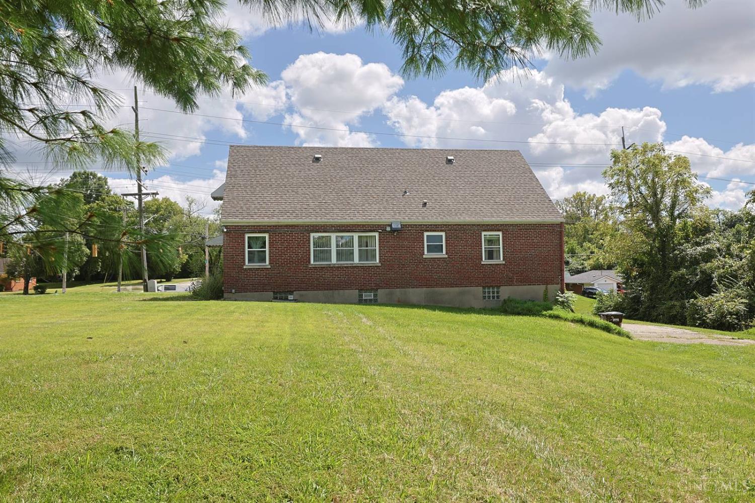 2312 Compton Road Property Photo 30
