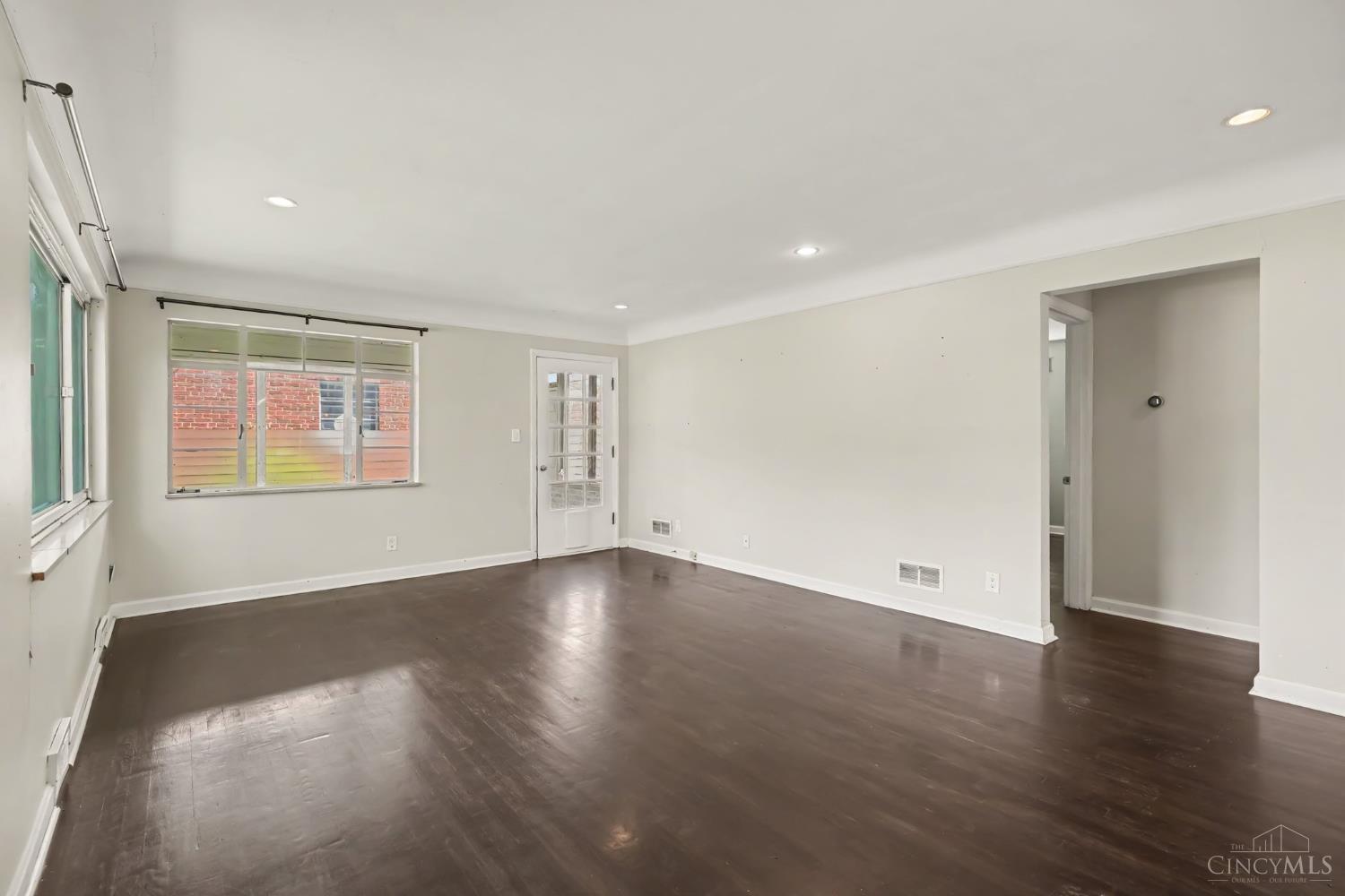 2668 Bonnie Drive Property Photo 4