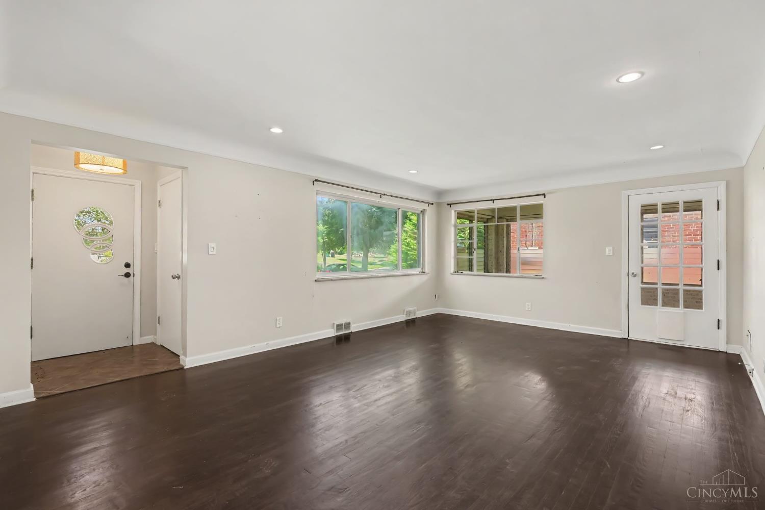 2668 Bonnie Drive Property Photo 6