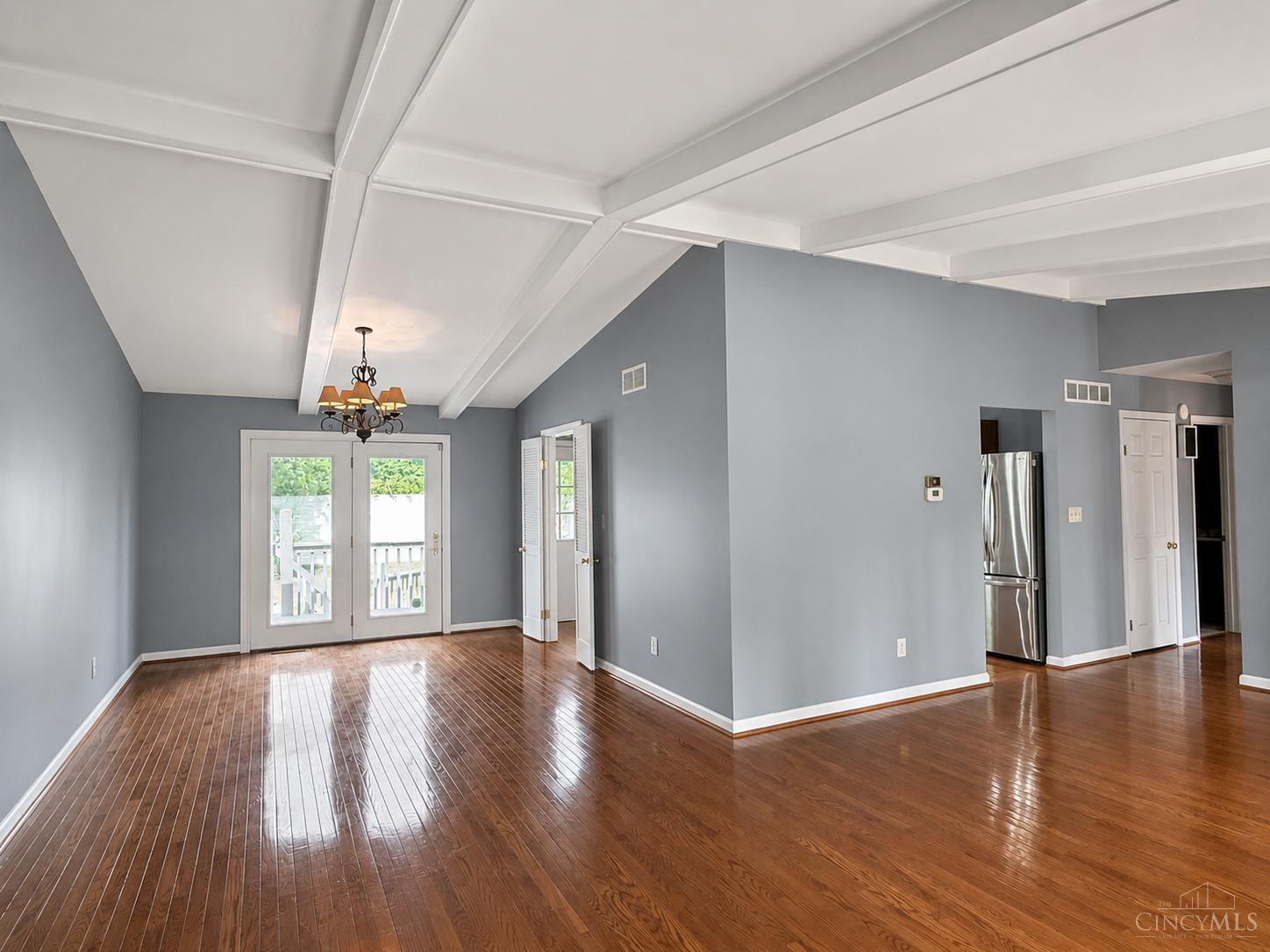 8354 Shadowpoint Court Property Photo 10