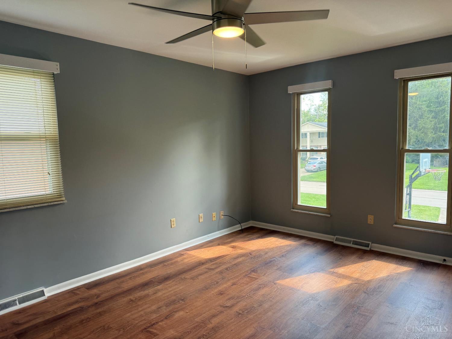 8354 Shadowpoint Court Property Photo 15