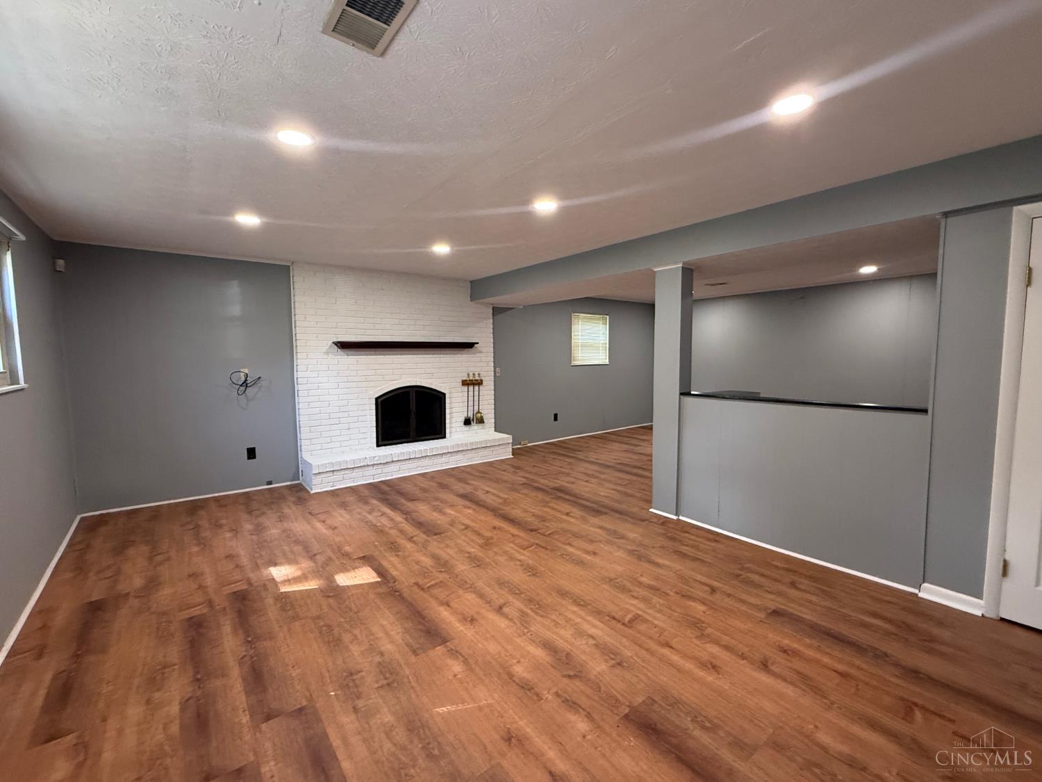 8354 Shadowpoint Court Property Photo 25