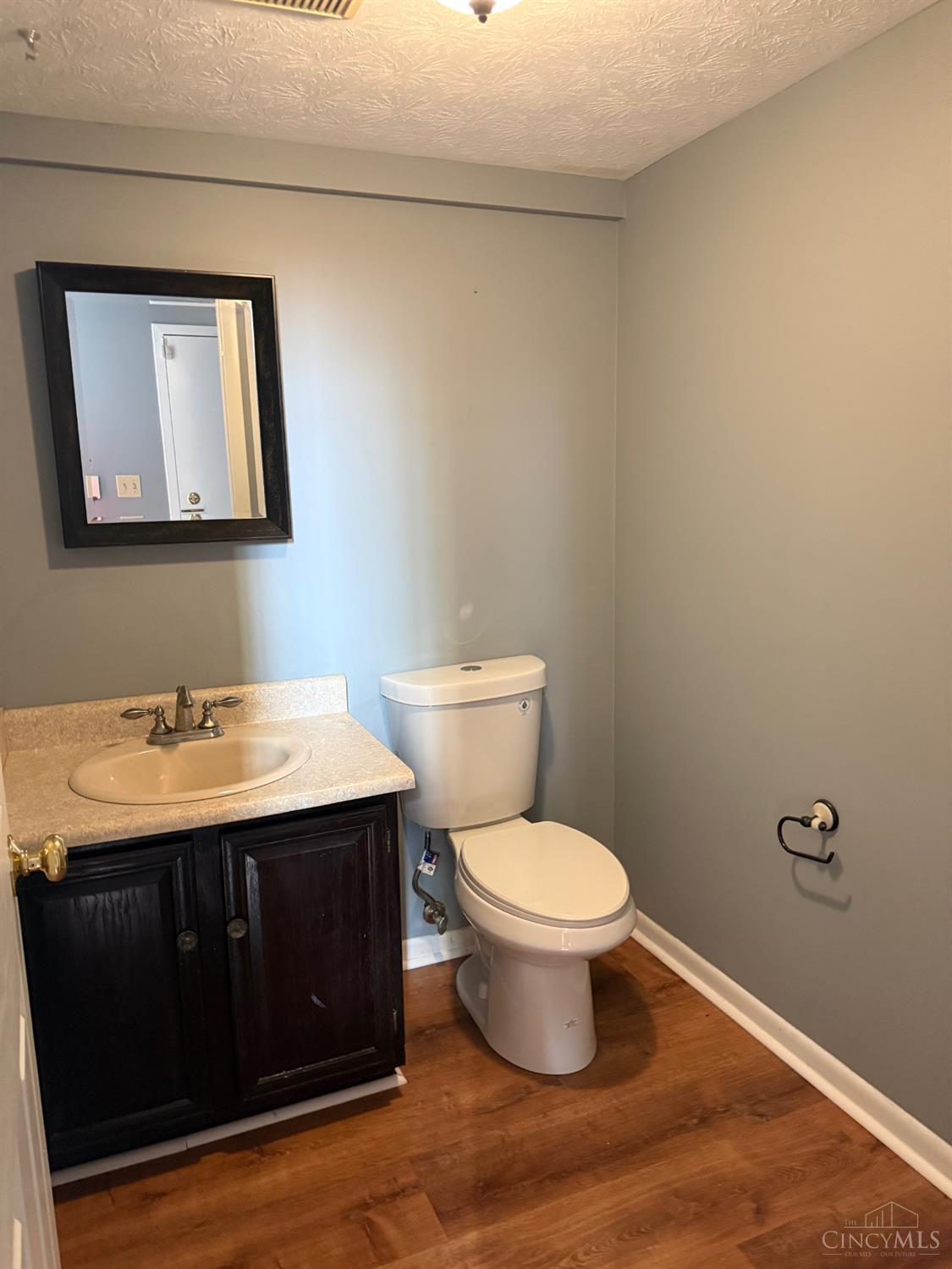 8354 Shadowpoint Court Property Photo 26