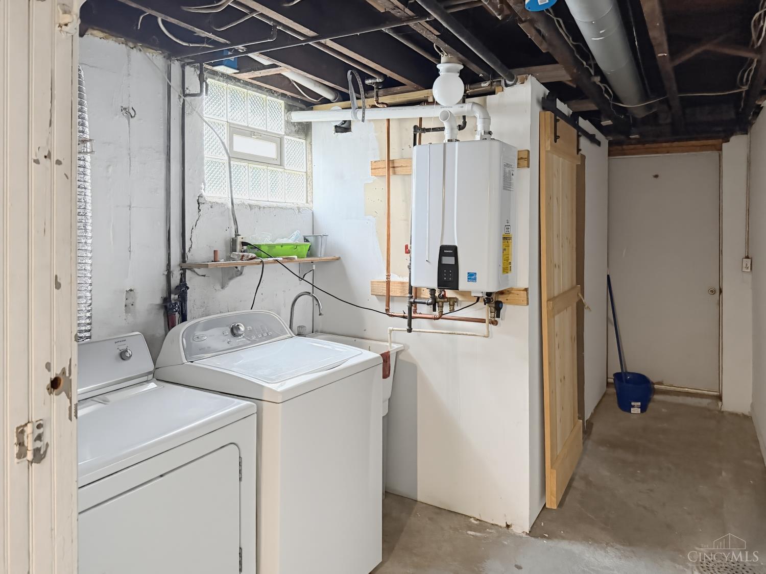 3918 Delmar Avenue Property Photo 29