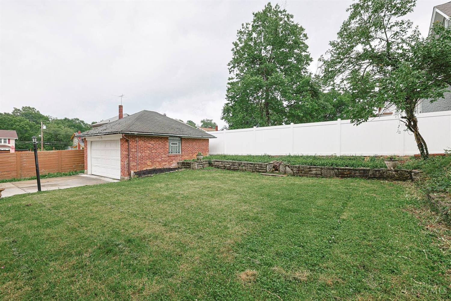 2003 Crane Avenue Property Photo 35
