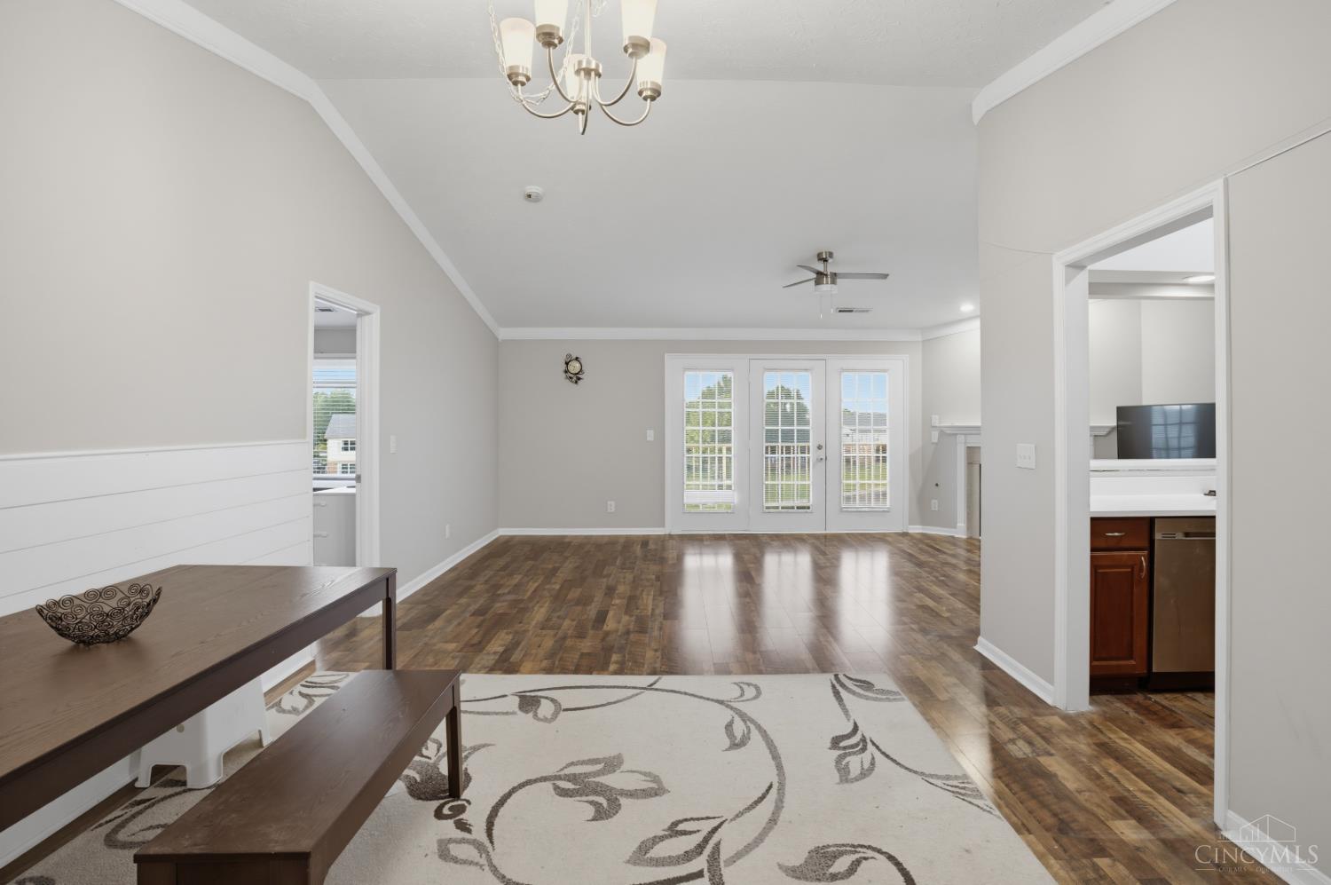 5370 Harbourwatch Way Property Photo 3