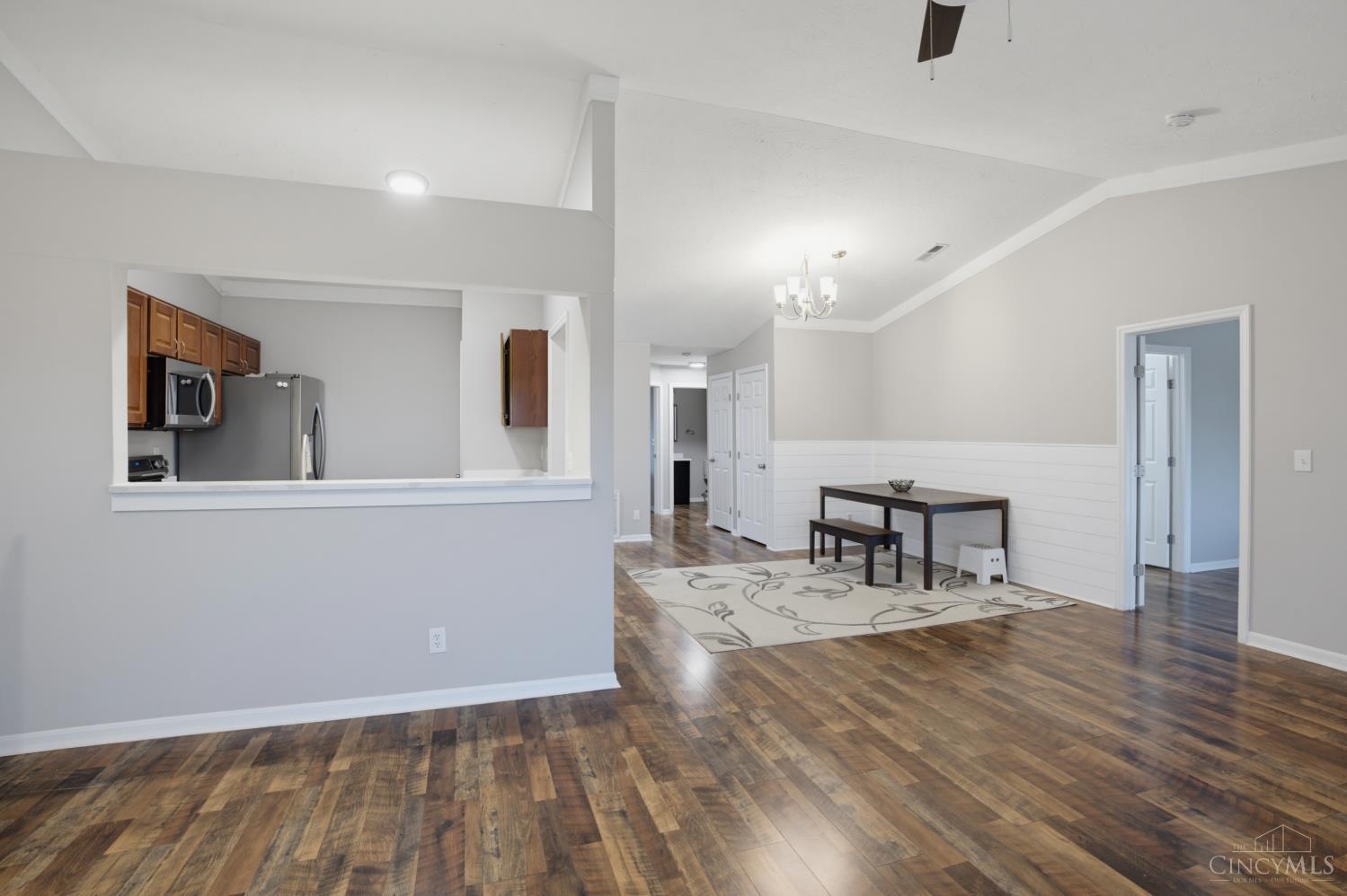 5370 Harbourwatch Way Property Photo 4