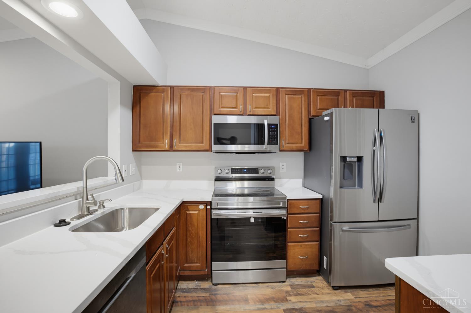 5370 Harbourwatch Way Property Photo 5