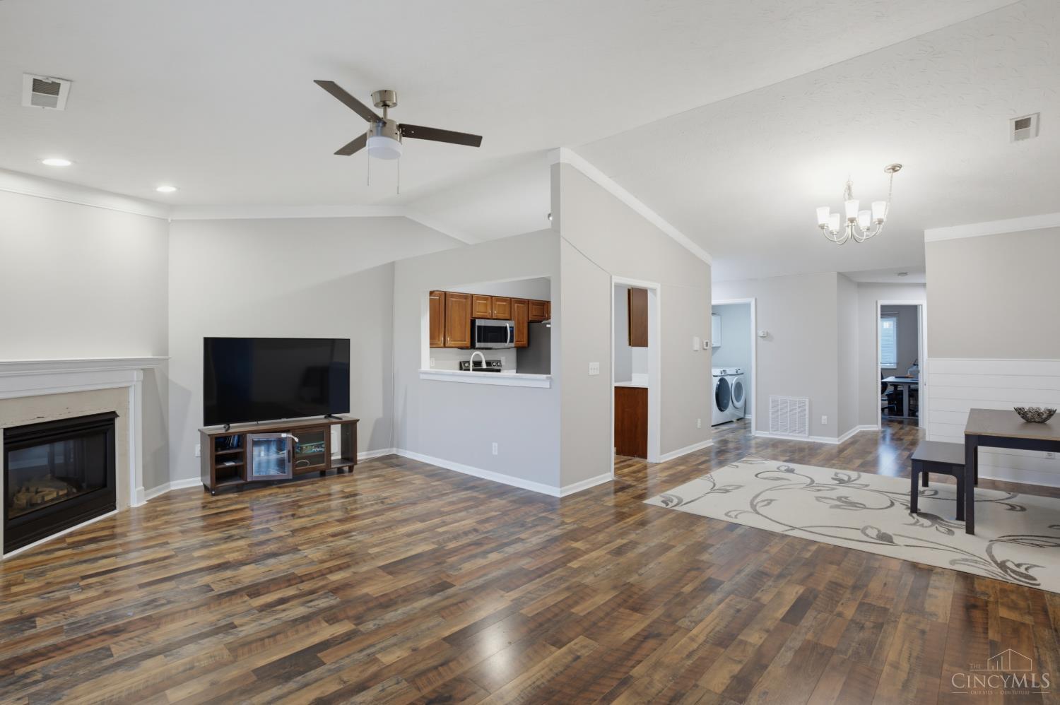 5370 Harbourwatch Way Property Photo 7