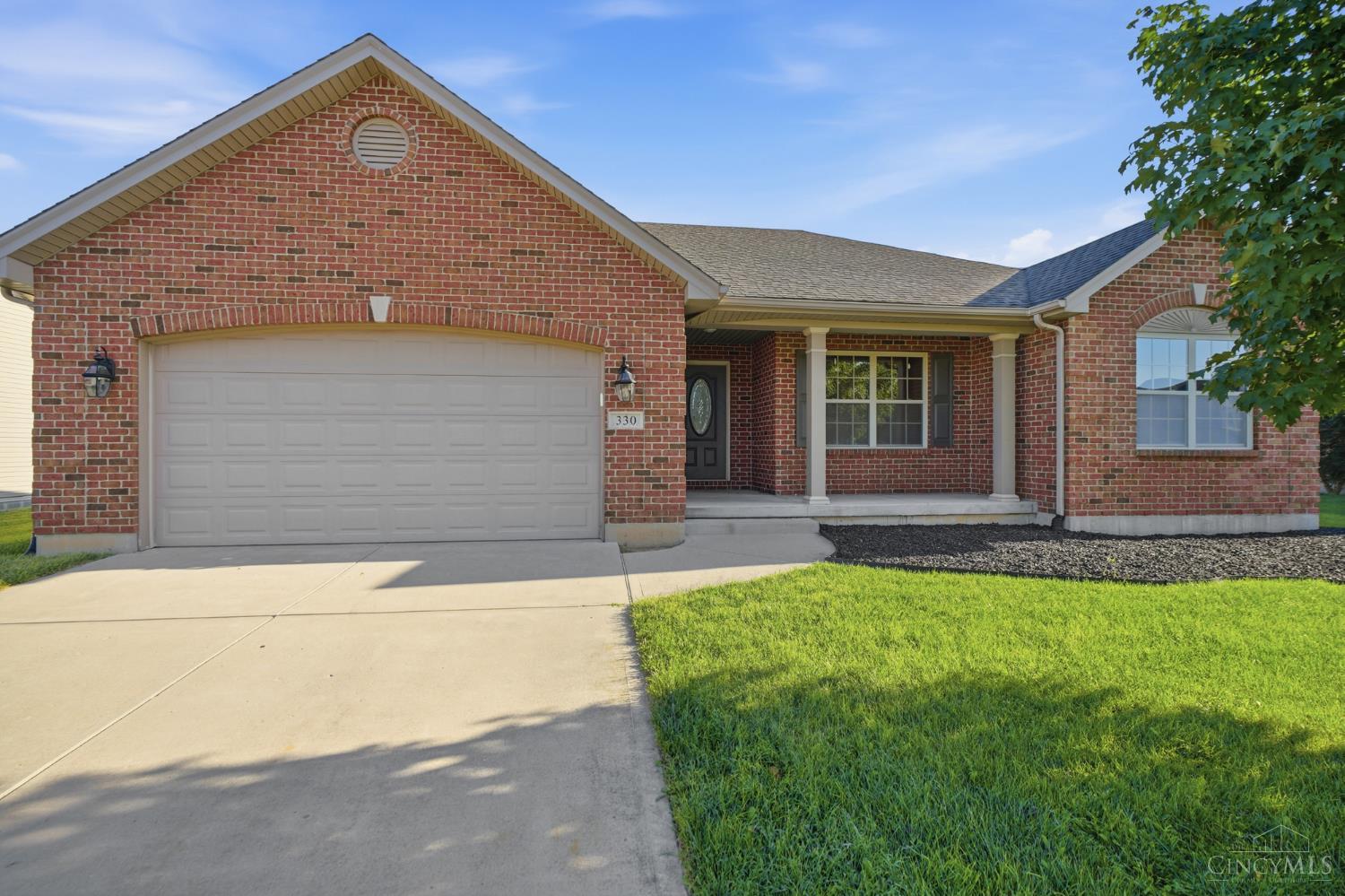 330 Deep Woods Court Property Photo 4