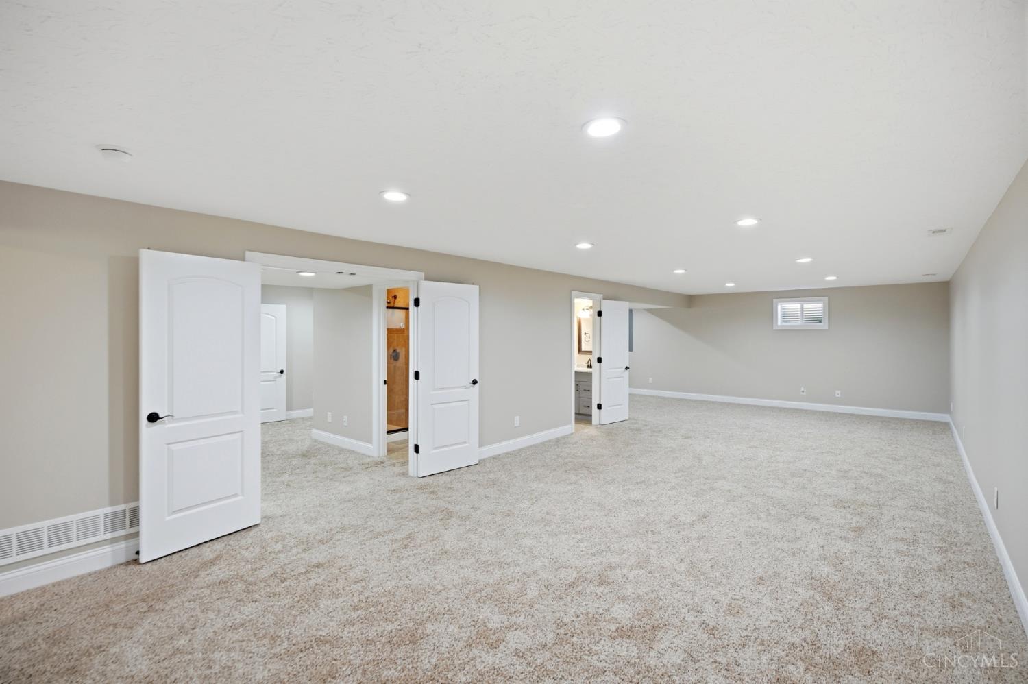 330 Deep Woods Court Property Photo 33