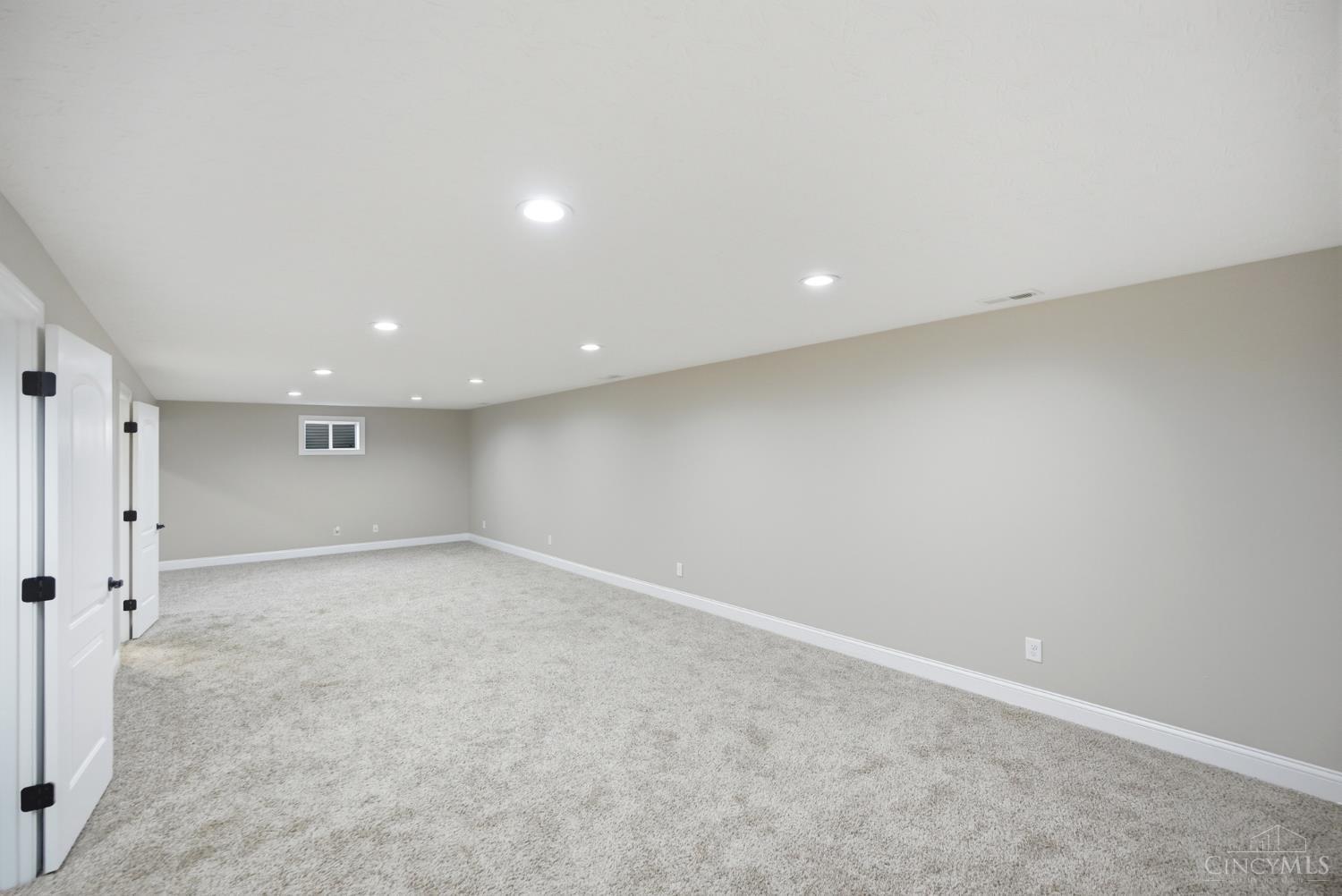 330 Deep Woods Court Property Photo 34