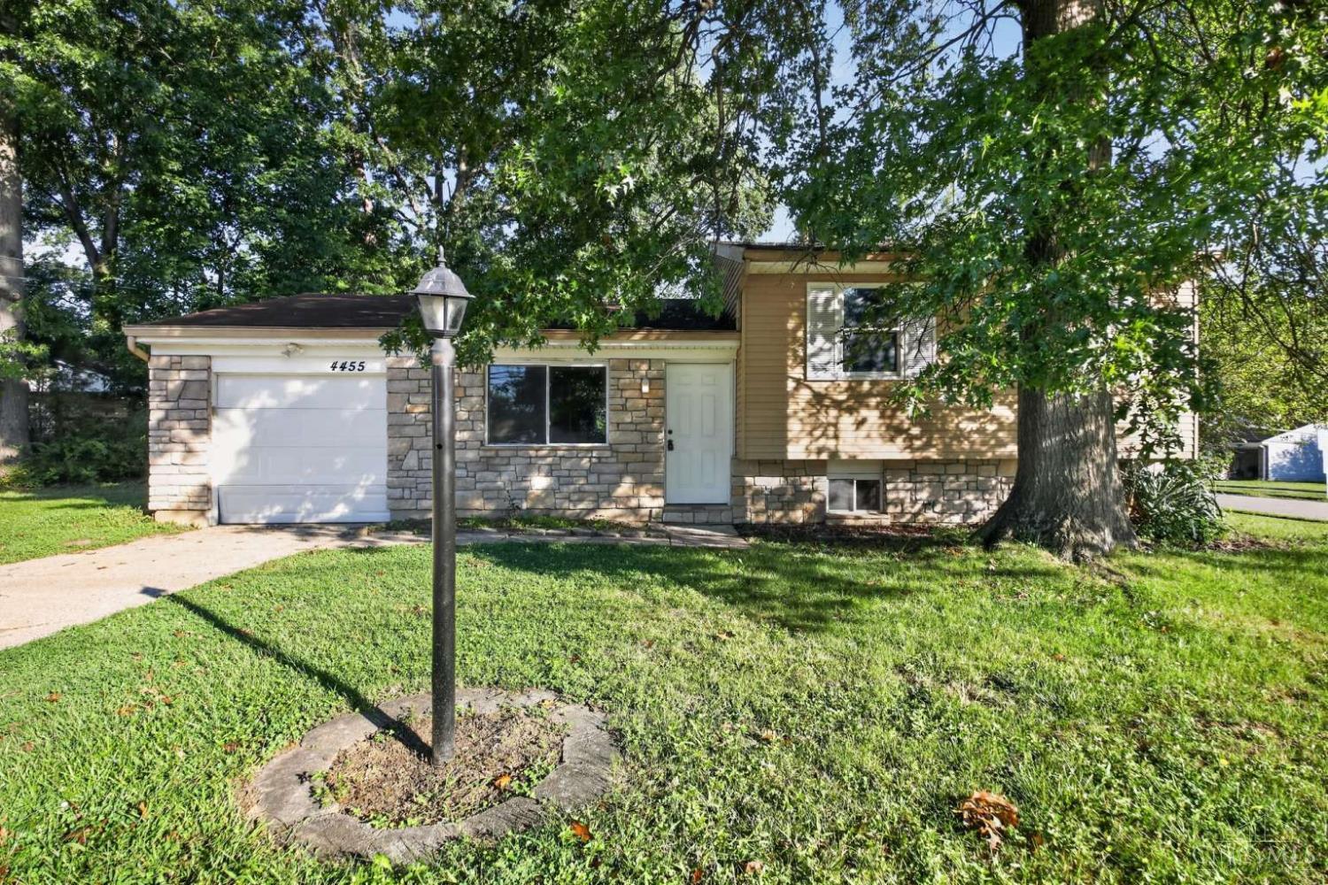 4455 Schoolhouse Road Property Photo 1
