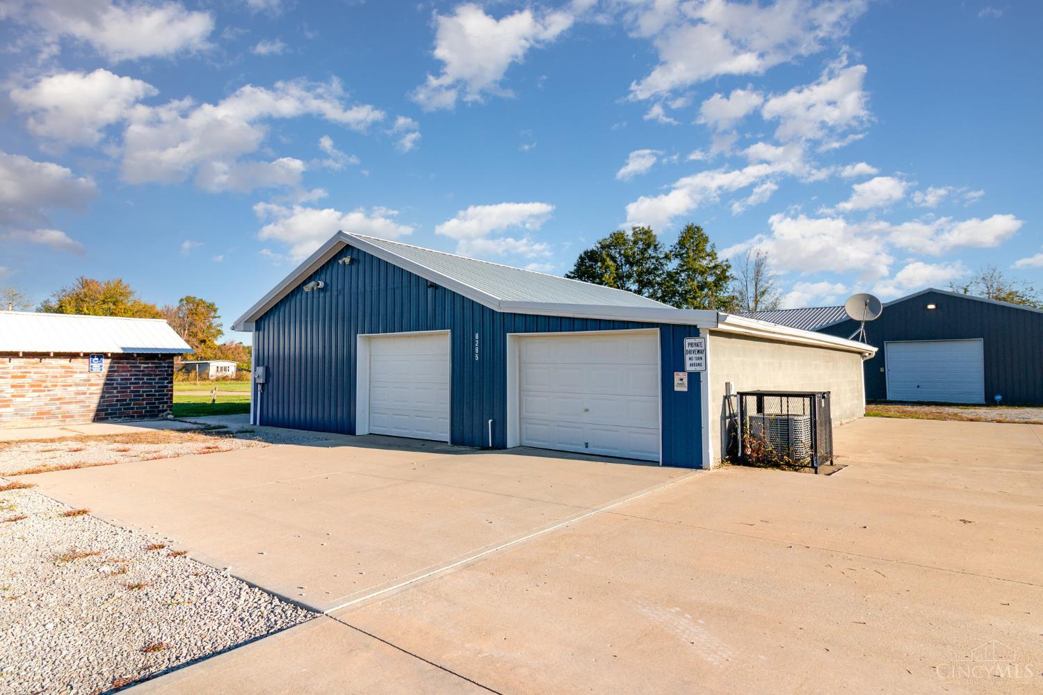 8285 Tri County Highway Property Photo 2