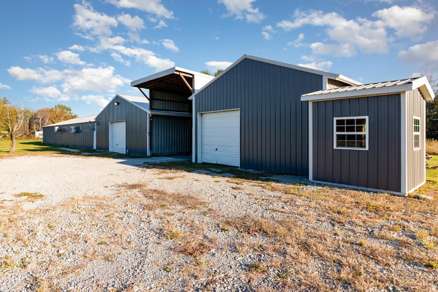 8285 Tri County Highway Property Photo 3